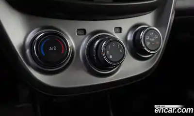 Chevrolet Spark 2016 1.0 Автомат в Москве № 39955, миниатюра 10