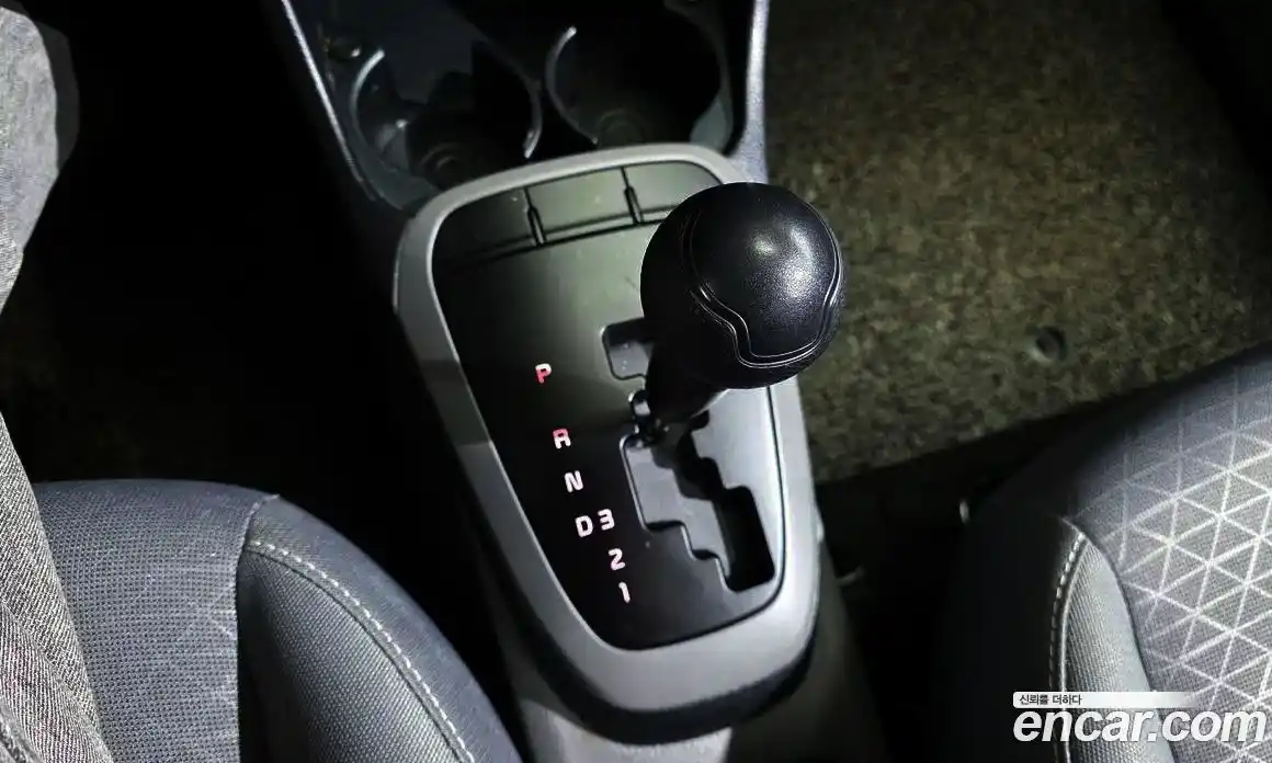 Kia Morning 2021 1.0 Автомат в Москве № 401420, фото 9