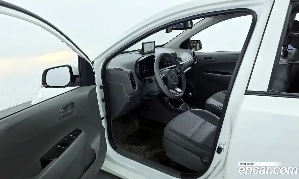 Kia Morning 2021 1.0 Автомат в Москве № 401420, фото 10