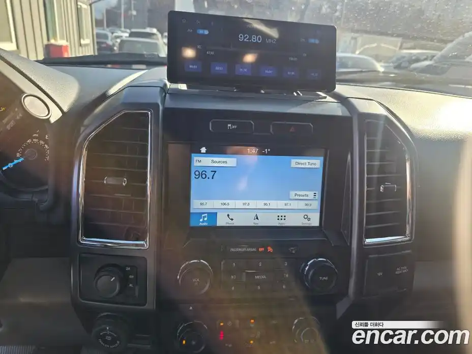 Ford F150 2016 5.0 Автомат в Москве № 403616, фото 11