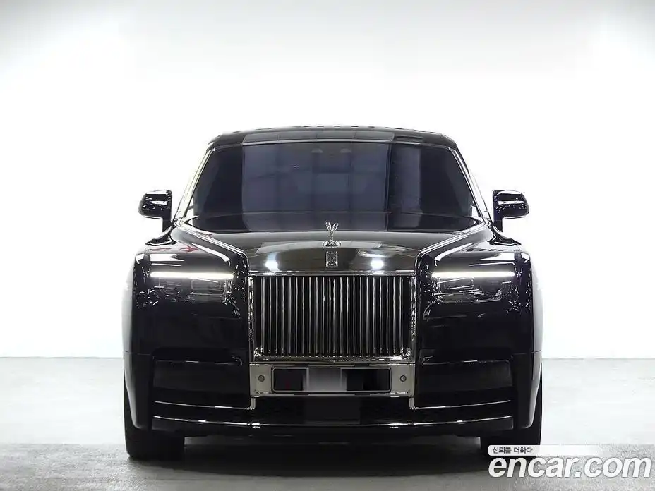 Rolls-Royce Phantom 2023 6.7 Автомат в Москве № 406974, фото 3