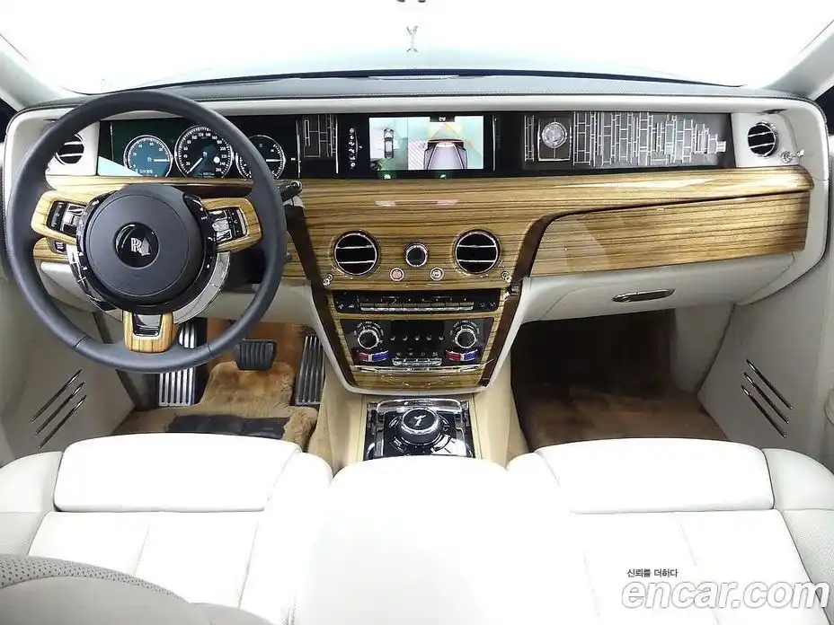 Rolls-Royce Phantom 2023 6.7 Автомат в Москве № 406974, фото 7