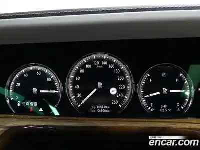 Rolls-Royce Phantom 2023 6.7 Автомат в Москве № 406974, миниатюра 8