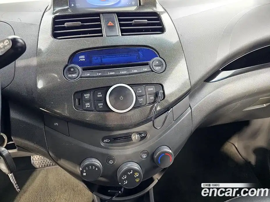 Chevrolet Spark 2012 1.0 Автомат в Москве № 418357, фото 15