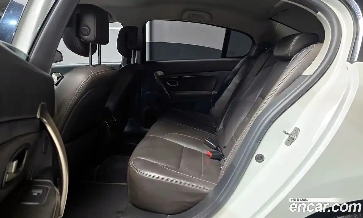 Renault SM5 2016 2.0 Автомат в Москве № 423711, фото 13