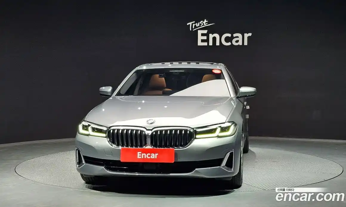 BMW 5-Series 2023 2.0 Автомат в Москве № 425102, фото 3