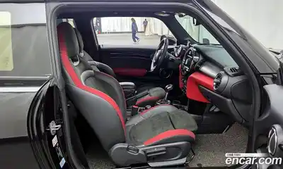 Mini Cooper 2019 2.0 Автомат в Москве № 432045, миниатюра 10