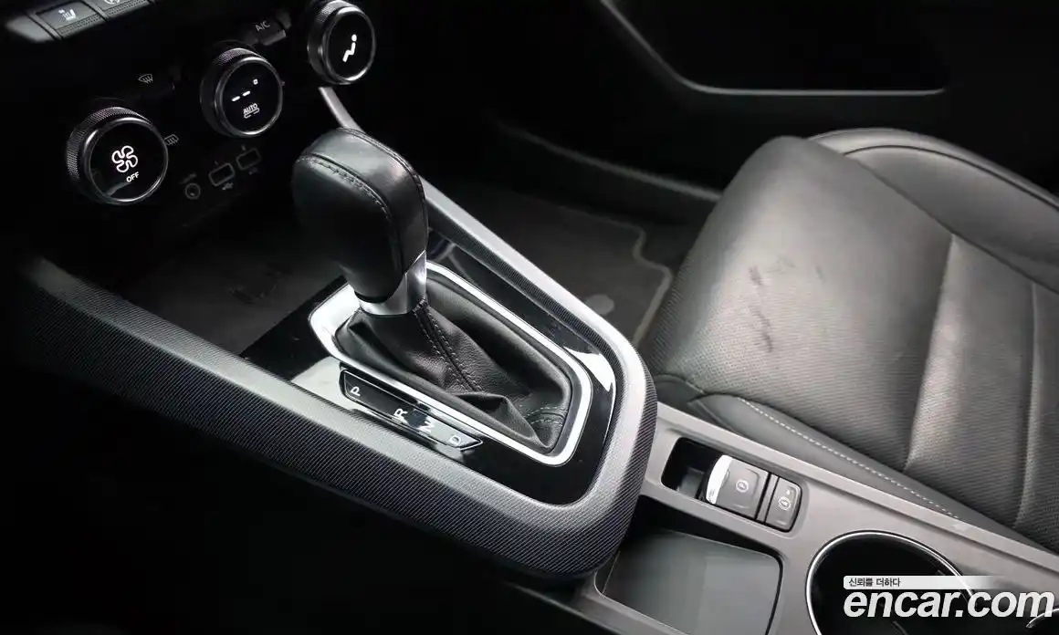 Renault XM3 2020 1.3 Автомат в Москве № 455835, фото 9