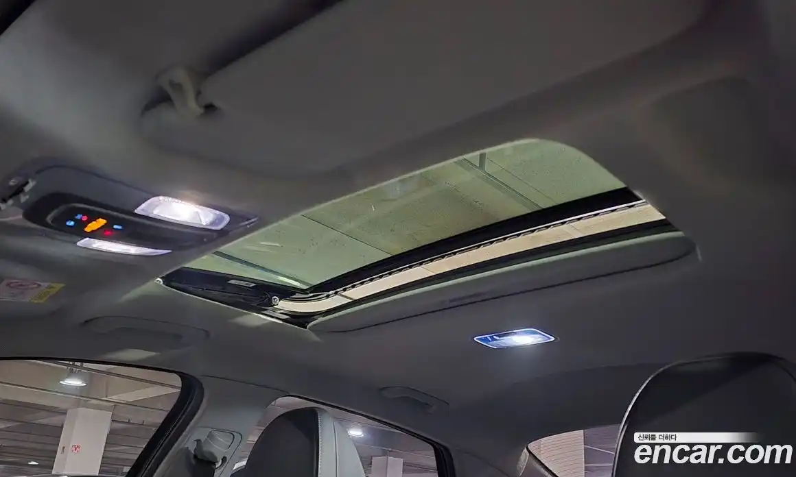 Hyundai Avante 2023 1.6 Автомат в Москве № 45749, фото 17