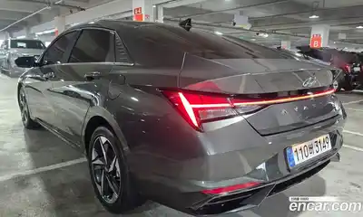 Hyundai Avante 2023 1.6 Автомат в Москве № 45749, миниатюра 2