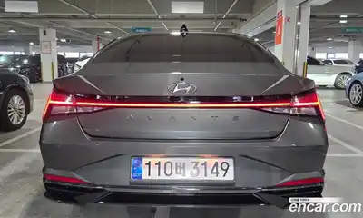 Hyundai Avante 2023 1.6 Автомат в Москве № 45749, миниатюра 4