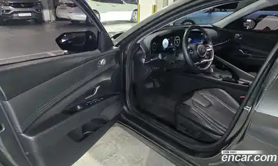 Hyundai Avante 2023 1.6 Автомат в Москве № 45749, миниатюра 7