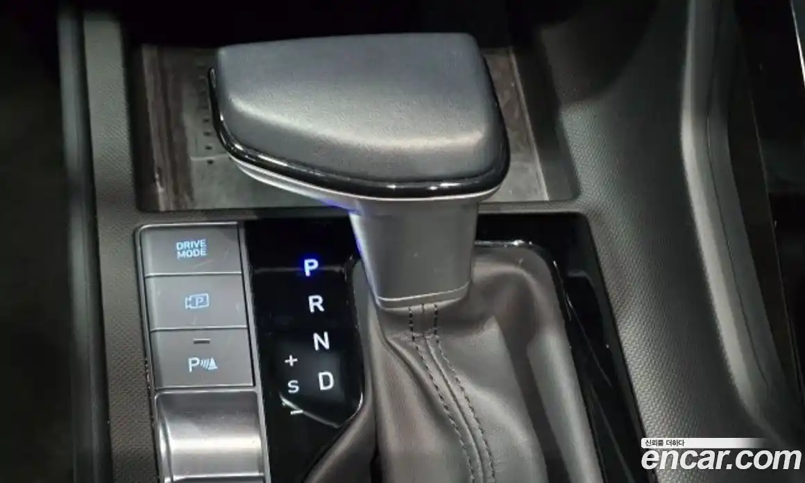 Hyundai Avante 2023 1.6 Автомат в Москве № 45749, фото 9