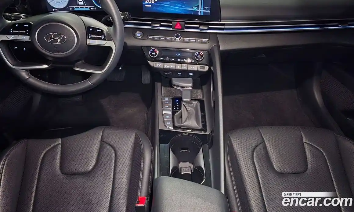 Hyundai Avante 2023 1.6 Автомат в Москве № 45749, фото 10