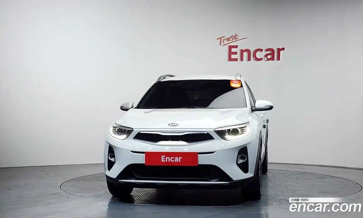 Kia Stonic 2020 1.4 Автомат в Москве № 461163, фото 3