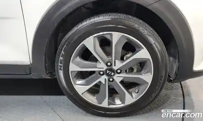 Kia Stonic 2020 1.4 Автомат в Москве № 461163, миниатюра 5