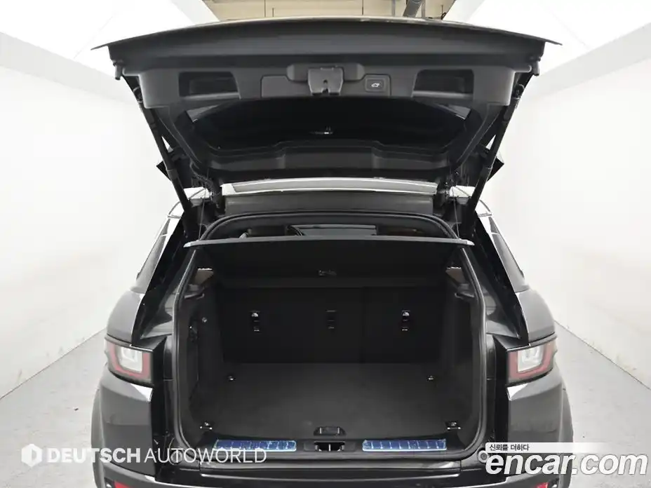 Land Rover Range-Rover Evoque 2019 2.0 Автомат в Москве № 471572, фото 19