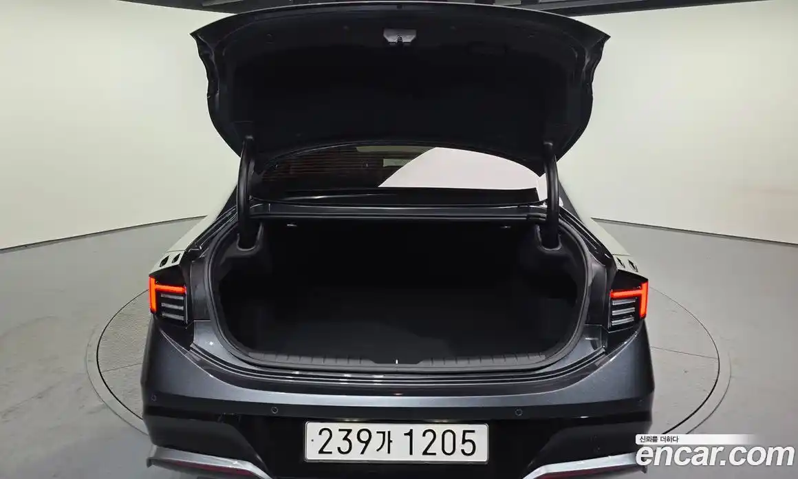 Hyundai Sonata 2025 2.0 Автомат в Москве № 48929, фото 18