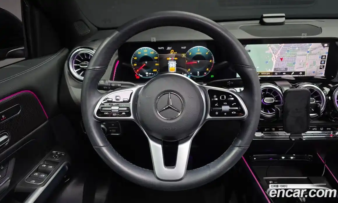 Mercedes-Benz GLB-Class 2023 1.9 Автомат в Москве № 494106, фото 13