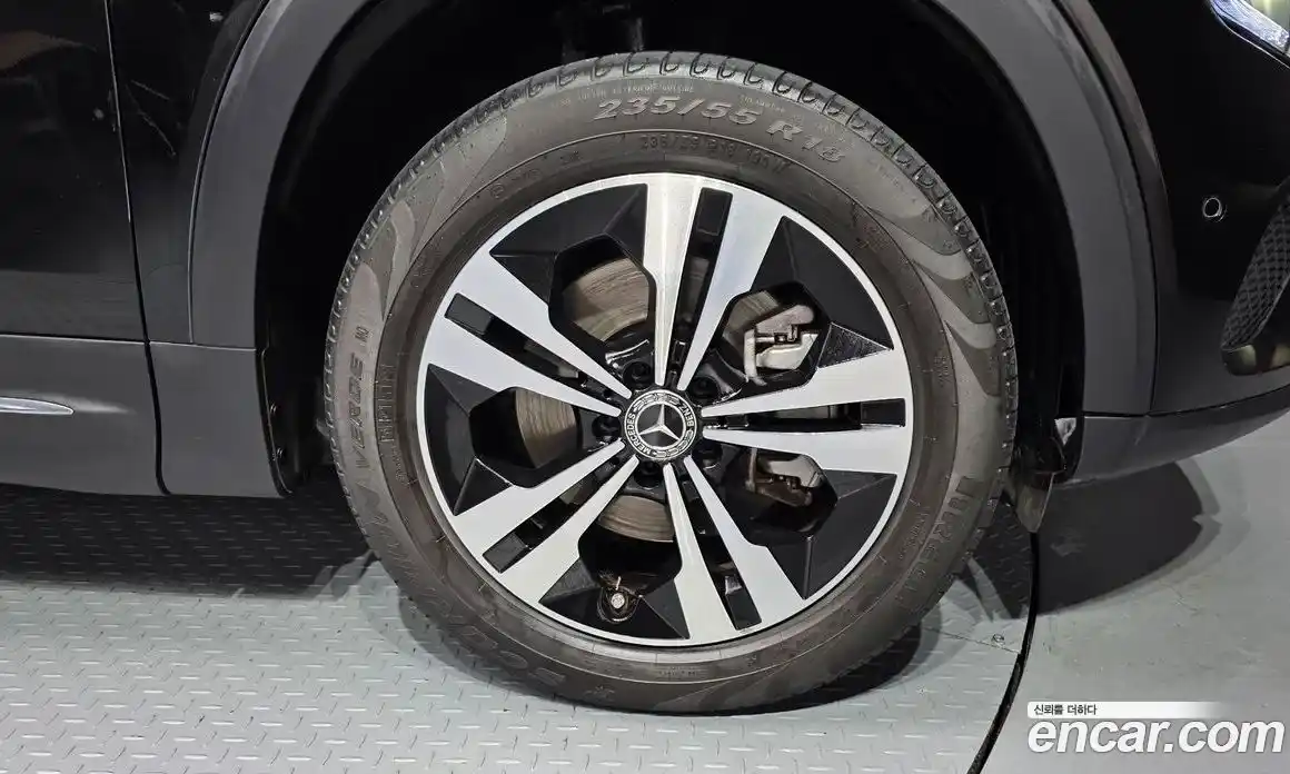 Mercedes-Benz GLB-Class 2023 1.9 Автомат в Москве № 494106, фото 5