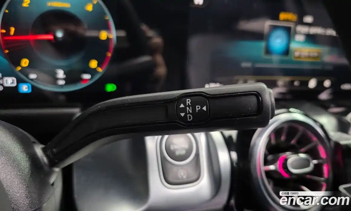 Mercedes-Benz GLB-Class 2023 1.9 Автомат в Москве № 494106, фото 9