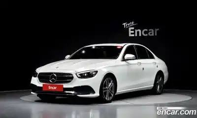Mercedes-Benz E-Class, 2022