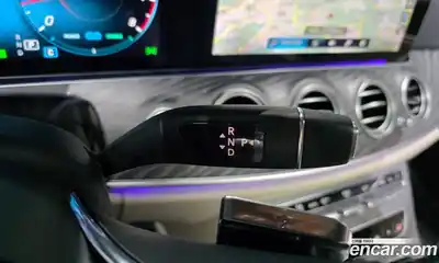 Mercedes-Benz E-Class 2022 2.0 Автомат в Москве № 494412, миниатюра 9