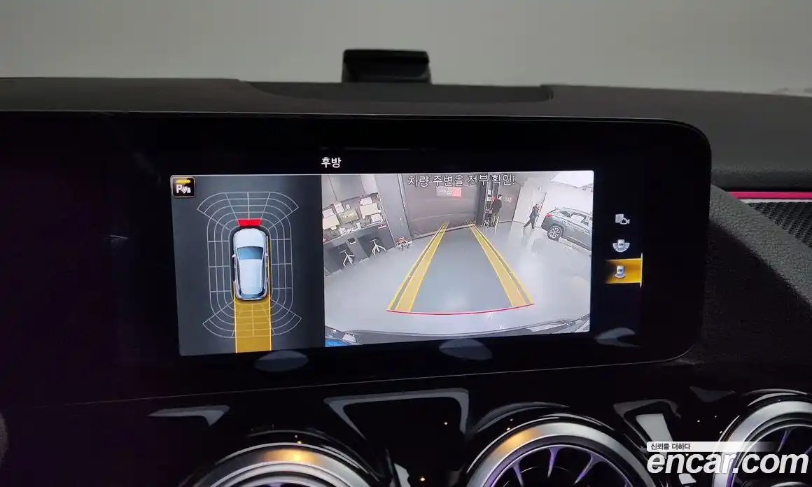 Mercedes-Benz GLA-Class 2021 2.0 Автомат в Москве № 495397, фото 15