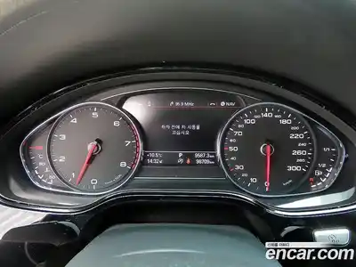 Audi A8 2015 3.0 Автомат в Москве № 497364, миниатюра 9