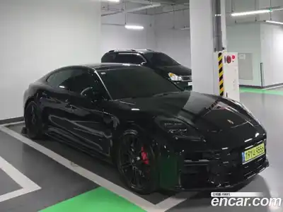 Porsche Panamera, 2025