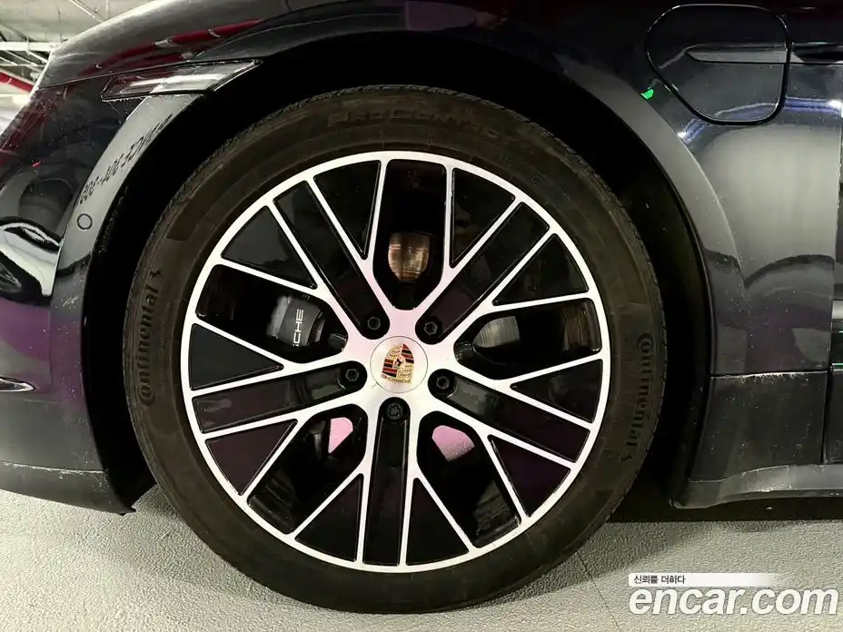 Porsche Taycan 2025 Автомат в Москве № 498514, фото 15