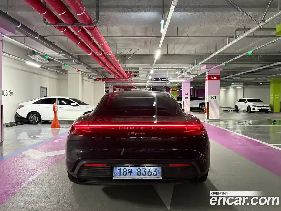 Porsche Taycan 2025 Автомат в Москве № 498514, фото 4