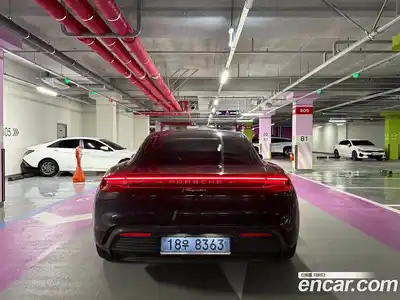 Porsche Taycan 2025 Автомат в Москве № 498514, миниатюра 4