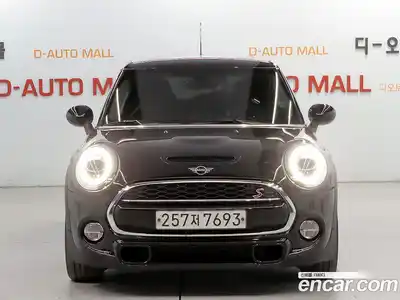 Mini Cooper 2019 2.0 Автомат в Москве № 499151, миниатюра 3