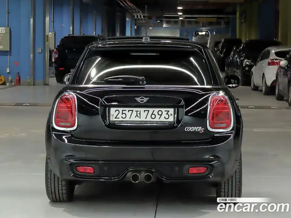 Mini Cooper 2019 2.0 Автомат в Москве № 499151, фото 4