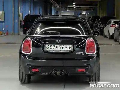 Mini Cooper 2019 2.0 Автомат в Москве № 499151, миниатюра 4