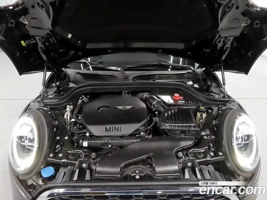 Mini Cooper 2019 2.0 Автомат в Москве № 499151, фото 6