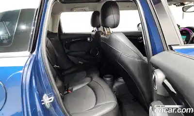 Mini Cooper 2016 1.5 Автомат в Москве № 499209, миниатюра 12