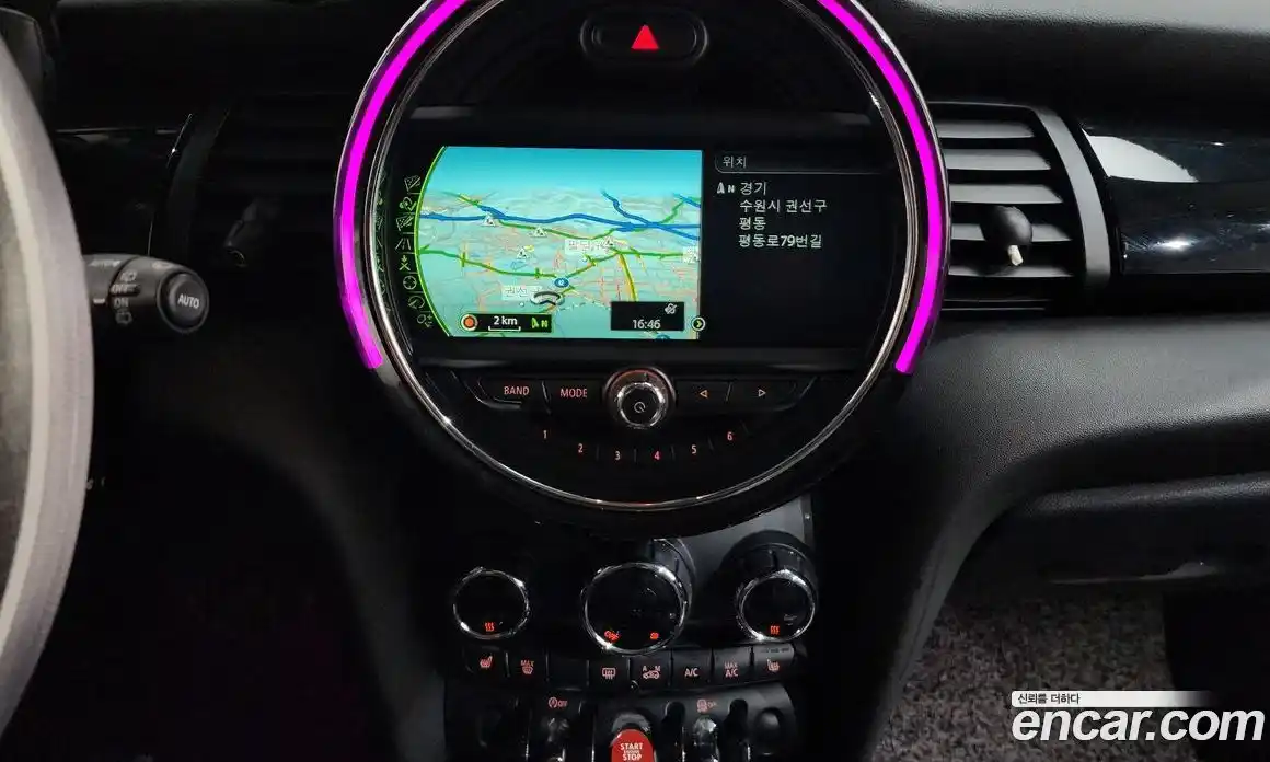 Mini Cooper 2016 1.5 Автомат в Москве № 499209, фото 16