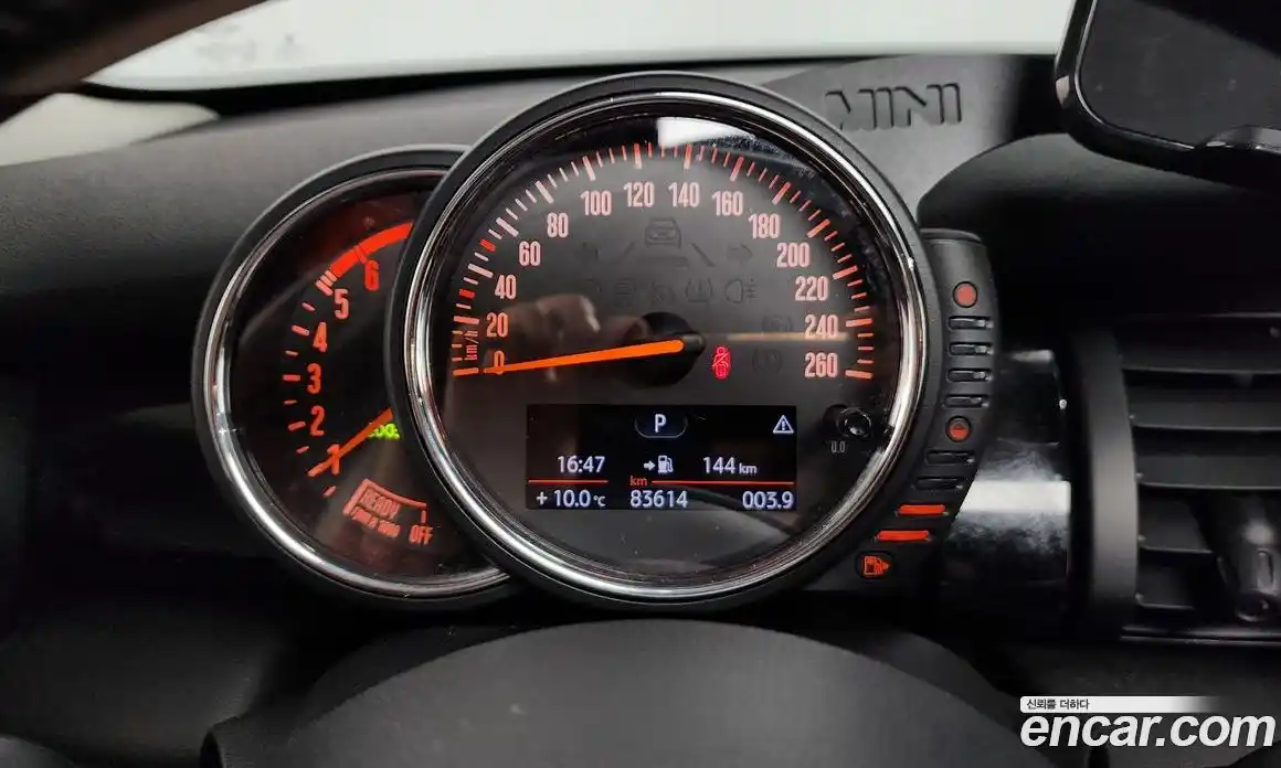 Mini Cooper 2016 1.5 Автомат в Москве № 499209, фото 8