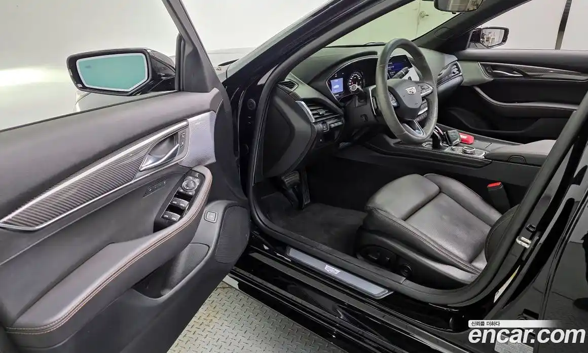 Cadillac CT5 2020 2.0 Автомат в Москве № 500698, фото 11