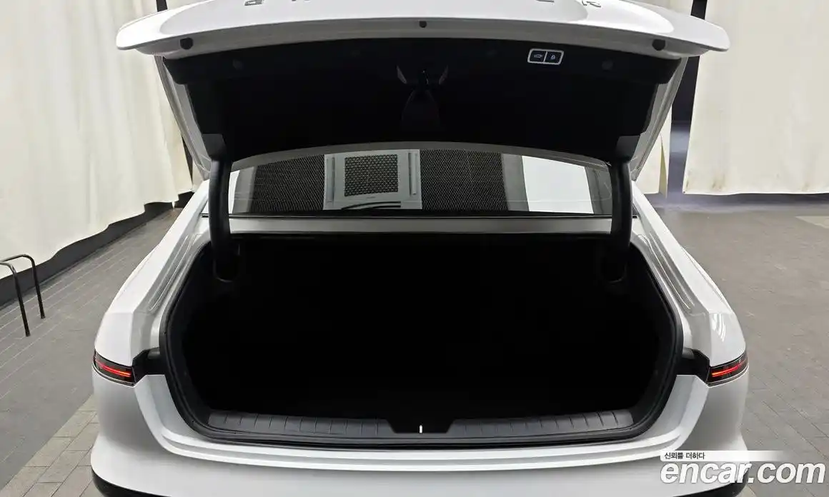 Hyundai Grandeur 2023 2.5 Автомат в Москве № 517156, фото 18