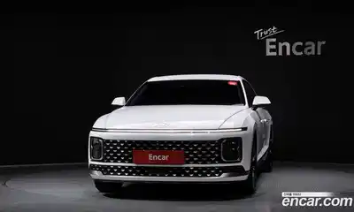 Hyundai Grandeur 2023 2.5 Автомат в Москве № 517156, миниатюра 3