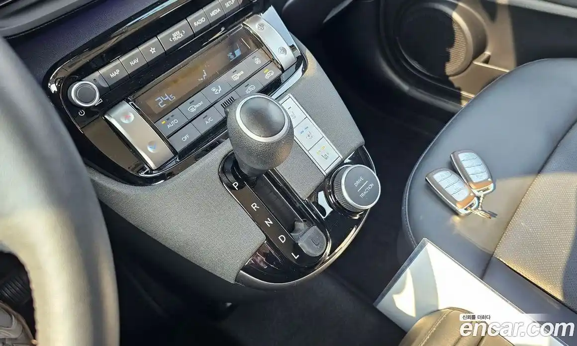 Hyundai Casper 2023 1.0 Автомат в Москве № 517664, фото 9