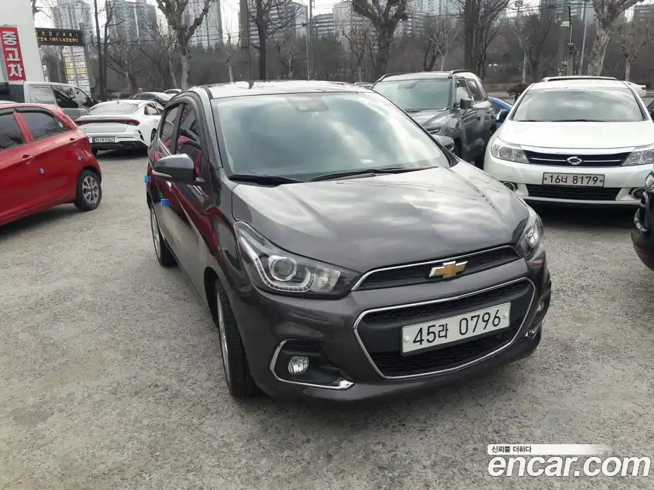 Chevrolet Spark 2016 1.0 Автомат в Москве № 518125, фото 3
