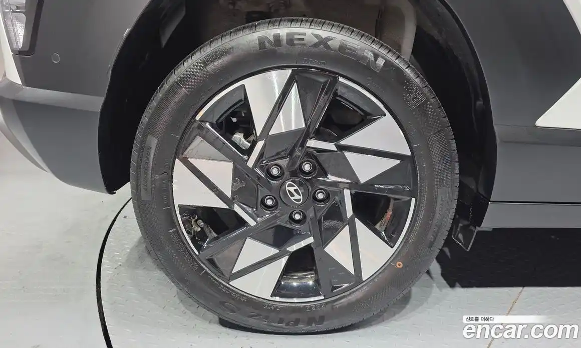 Hyundai Kona 2023 1.6 Автомат в Москве № 518269, фото 5