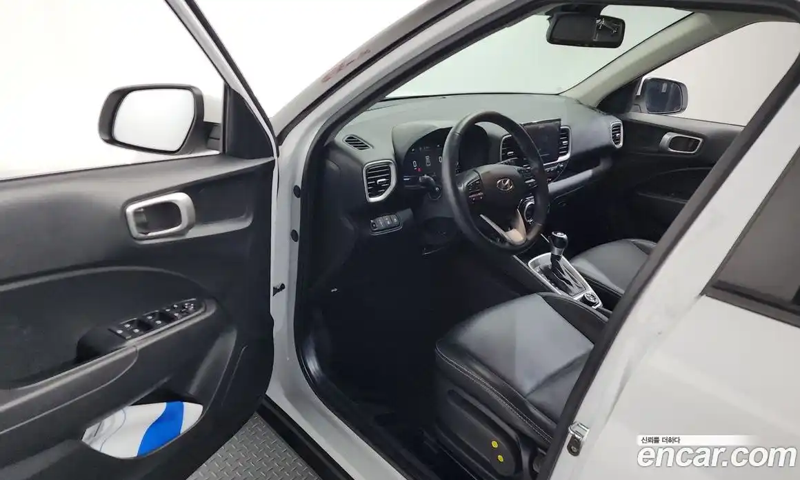 Hyundai Venue 2025 1.6 Автомат в Москве № 518479, фото 9