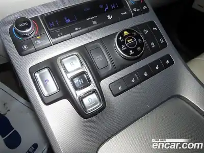 Hyundai Palisade 2022 2.2 Автомат в Москве № 518618, миниатюра 9