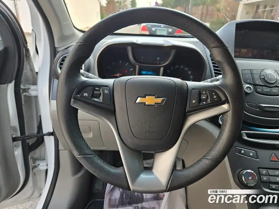Chevrolet Orlando 2015 2.0 Автомат в Москве № 519309, фото 14