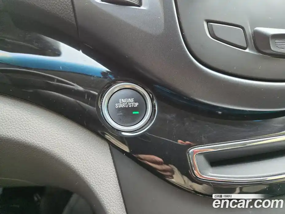 Chevrolet Orlando 2015 2.0 Автомат в Москве № 519309, фото 17